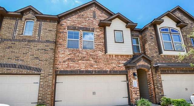 Photo of 3308 Rainflower Springs Ln, Rosenberg, TX 77471