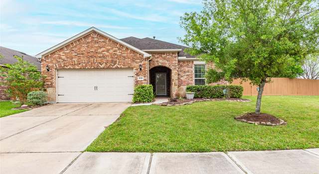 Photo of 656 Iago Ct, League City, TX 77573
