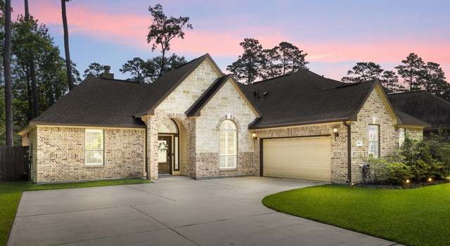 Photo of 813 Woodland Ct, Conroe, TX 77302