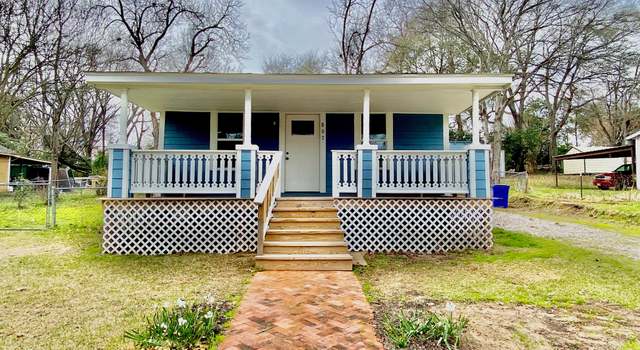Photo of 807 Monroe St, Crockett, TX 75835