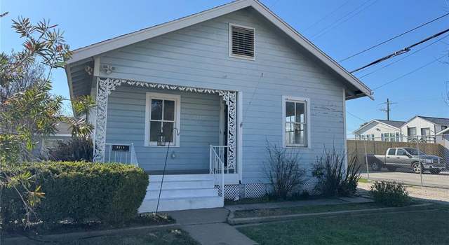 Photo of 2515 52nd St, Galveston, TX 77551