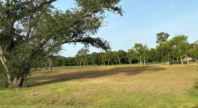 Photo of 2902 Bayou View Ct, Richwood, TX 77515