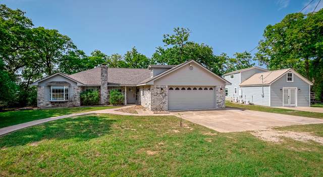 Photo of 25 Clydesdale Dr, Normangee, TX 77871