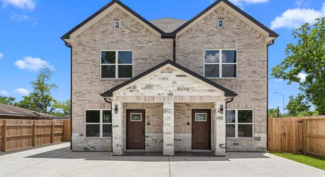 Photo of 102 Schade Ln, Houston, TX 77037