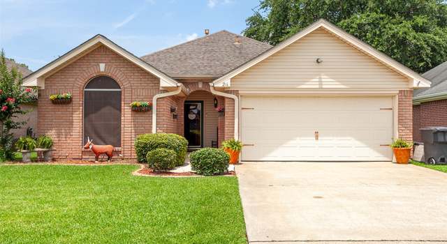Photo of 211 S 5 1/2 St, Nederland, TX 77627