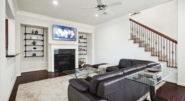 Photo of 3031 Royal Oaks Grv, Houston, TX 77082