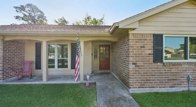 Photo of 1410 Saxony Ln, Nassau Bay, TX 77058