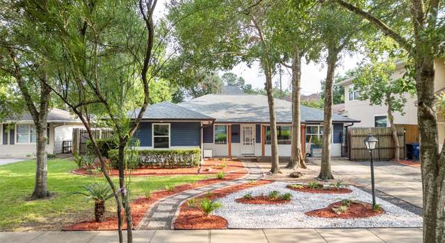 Photo of 4811 Saxon St, Bellaire, TX 77401