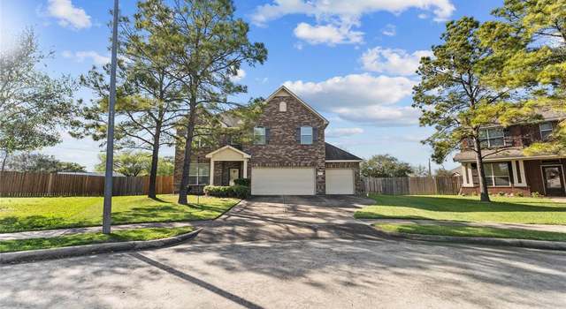 Photo of 6107 Rustic Meadow Ct, Pearland, TX 77581