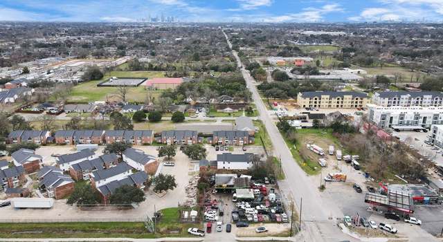 Photo of 602 E Little York Rd, Houston, TX 77076
