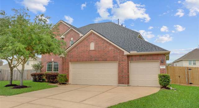 Photo of 2868 Suncreek Ln, Dickinson, TX 77539