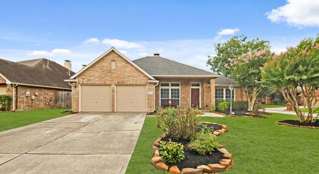 Photo of 15919 Shadow Pass Trl, Tomball, TX 77377