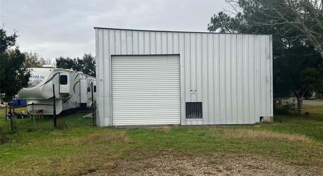Photo of 126 Metzwright Dr, Anahuac, TX 77514