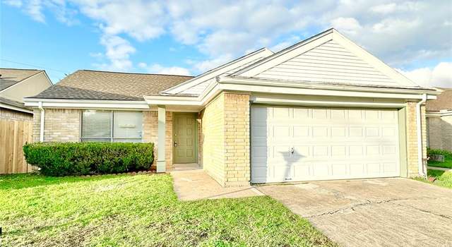 Photo of 12906 Village Gate Dr, Houston, TX 77082