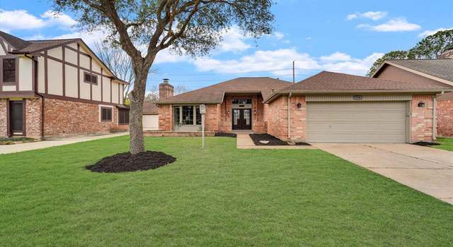Photo of 758 Rolling Mill Dr, Sugar Land, TX 77498