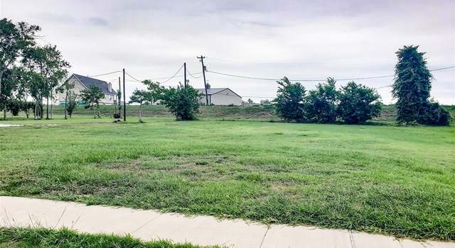 Photo of 1118 W 2nd St, Freeport, TX 77541