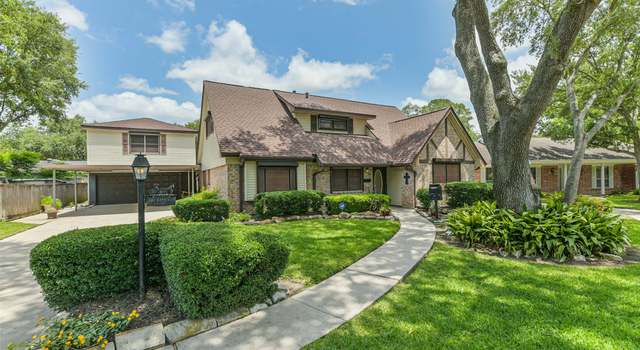 Photo of 2905 Saxton Ct, Pearland, TX 77581