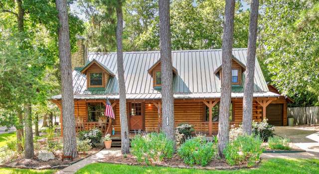 Photo of 390 N Royale Greens Dr, Coldspring, TX 77331