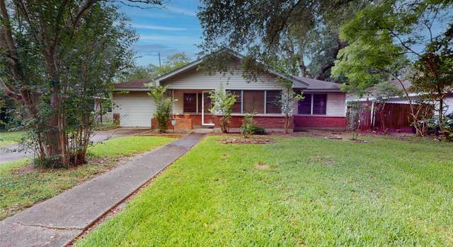 Photo of 6619 Heron Dr, Houston, TX 77087