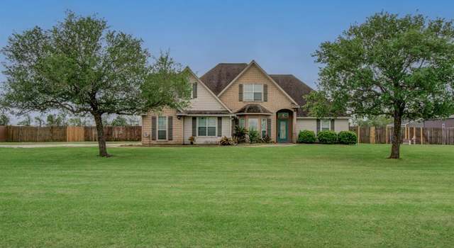 Photo of 14711 Quail Ridge Rd, Danbury, TX 77534