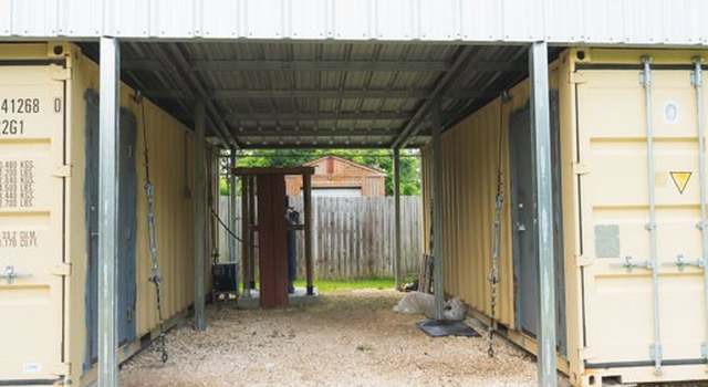 Photo of 308 W Pear St, Winnie, TX 77665