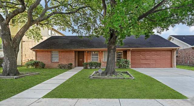 Photo of 9203 Fordshire Dr, Houston, TX 77025