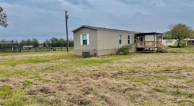 Photo of 1734 County Road 2060, Hull, TX 77564