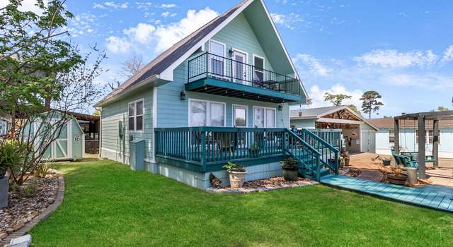Photo of 320 E Woodland Shores Dr, Point Blank, TX 77364