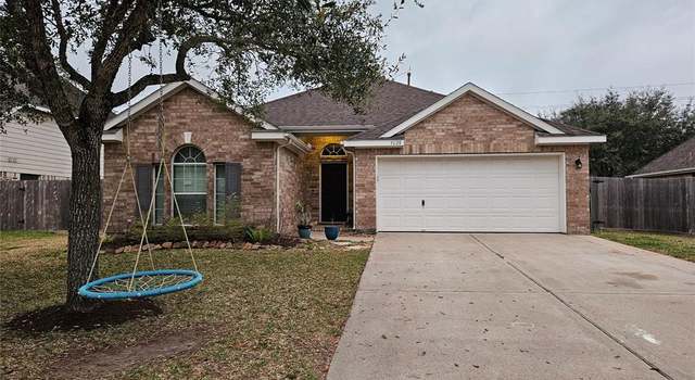 Photo of 3628 Oak Crossing Dr, Pearland, TX 77581
