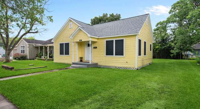 Photo of 405 W James St, Baytown, TX 77520