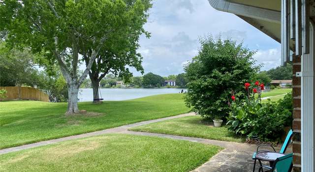 Photo of 8930 Glacier Ave, Texas City, TX 77591