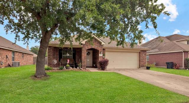Photo of 8318 Tarragon Ln, Baytown, TX 77521
