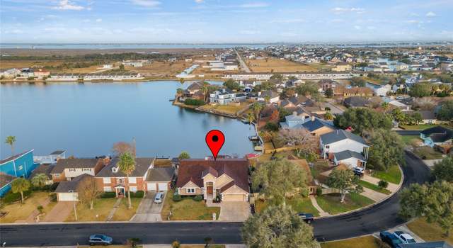 Photo of 18 Quintana Dr, Galveston, TX 77554