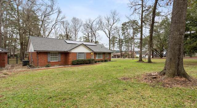 Photo of 10 Kristin Cir, Huntsville, TX 77320