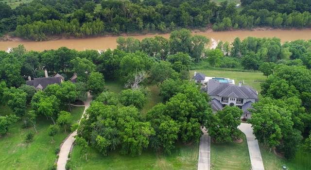 Photo of 3219 Wellspring Lake Dr, Fulshear, TX 77441