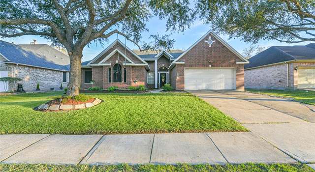 Photo of 2425 Piney Woods Dr, Pearland, TX 77581