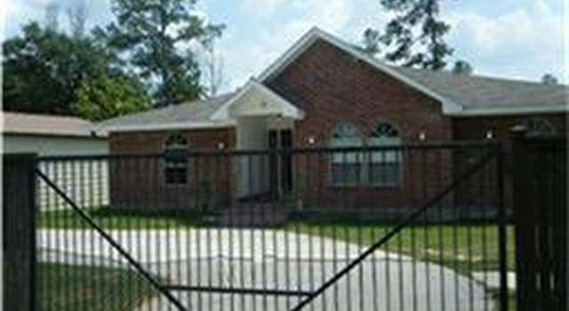 Photo of 8210 Tomahawk Trl, Houston, TX 77050