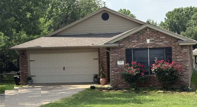 Photo of 207 Leisure Ln, Montgomery, TX 77356