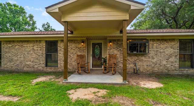 Photo of 227 Oliver Ln, Livingston, TX 77351