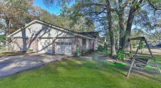 Photo of 7415 Oak Village Dr, Houston, TX 77396