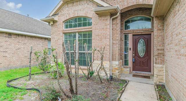 Photo of 9503 Silver Ridge Dr, Rosharon, TX 77583