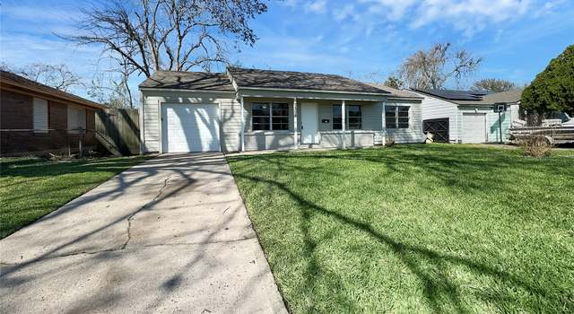 Photo of 7302 Heron Ln, Texas City, TX 77591