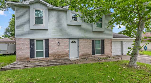 Photo of 502 Mary Ann Dr, Friendswood, TX 77546