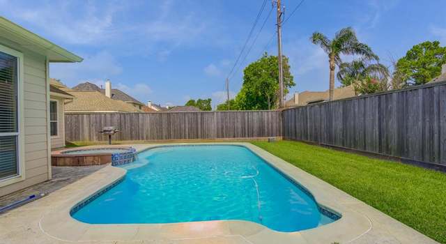 Photo of 2318 Palm Cir, Seabrook, TX 77586
