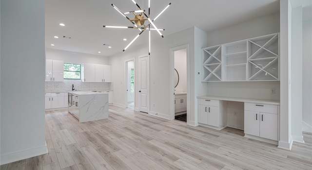Photo of 4553 Creekmont Dr, Houston, TX 77091