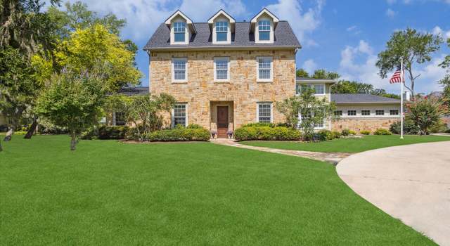 Photo of 7410 Rustling Oaks Dr, Richmond, TX 77469