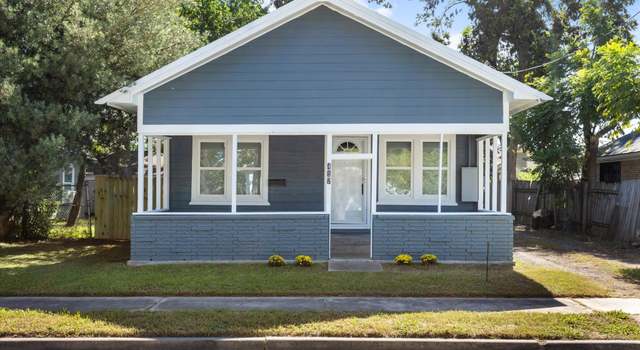 Photo of 417 E Hunnicutt St, Baytown, TX 77520