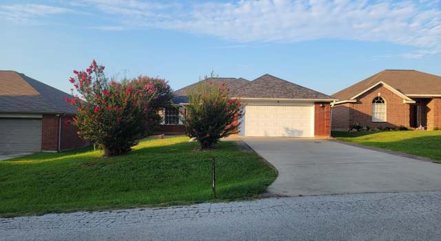Photo of 10718 Hillside Dr, Montgomery, TX 77356