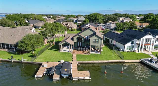 Photo of 7181 Kingston Cove Ln, Willis, TX 77318