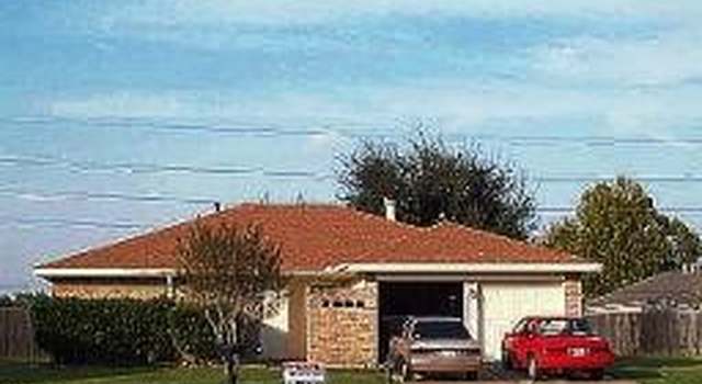 Photo of 7802 Tarik Dr, Houston, TX 77083